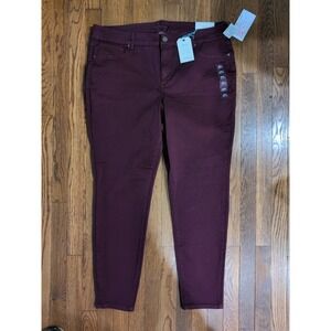 NWT Maurices Womens Sz 22W Burgundy Skinny Jegging Plus Sized Stretch Jeans